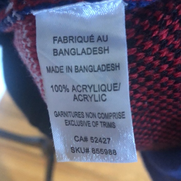 Ladies Christmas Sweater - Size Small - Picture 5 of 5